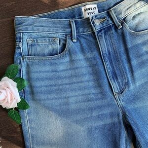 *Like-New* Sunday Best Mom Jeans
